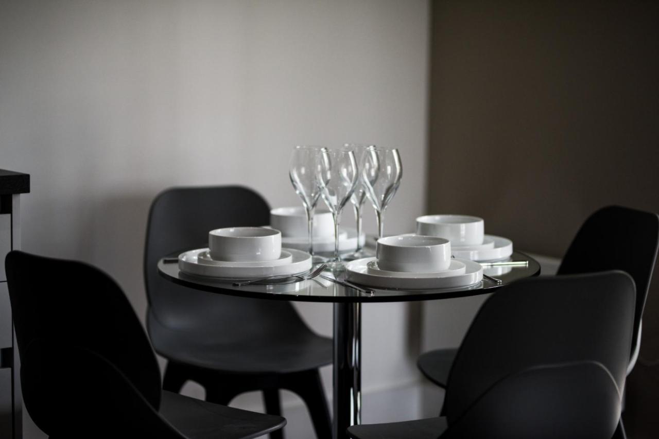 Onpoint Apartments - Spacious 2 Bedroom Apt - City Centre With Balcony Manchester Luaran gambar