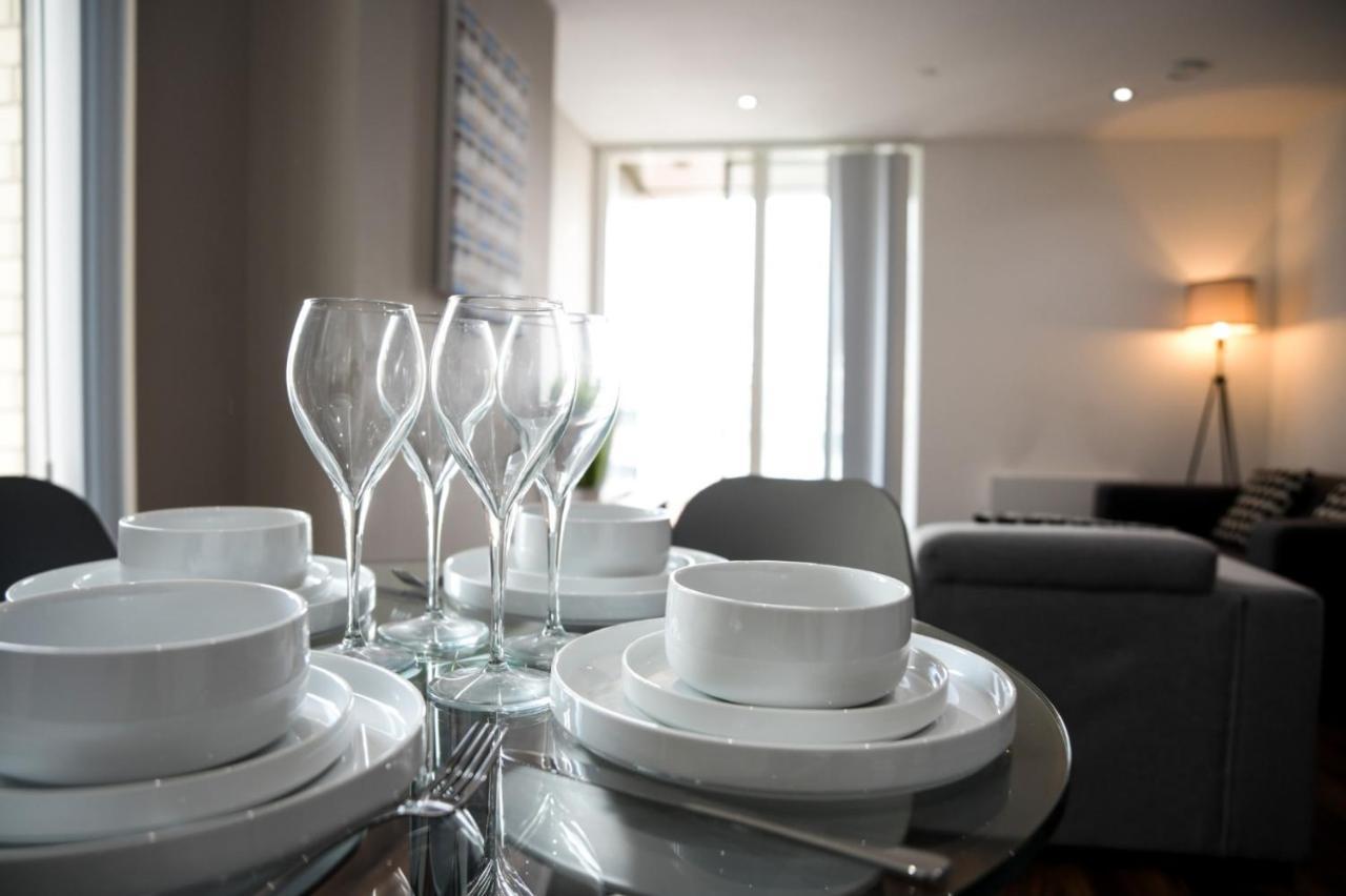 Onpoint Apartments - Spacious 2 Bedroom Apt - City Centre With Balcony Manchester Luaran gambar