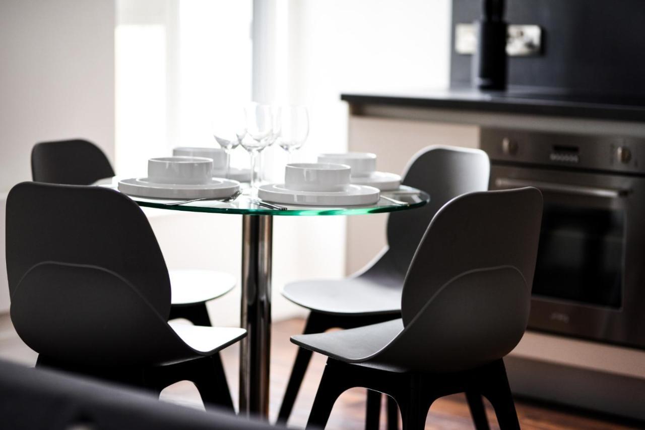 Onpoint Apartments - Spacious 2 Bedroom Apt - City Centre With Balcony Manchester Luaran gambar