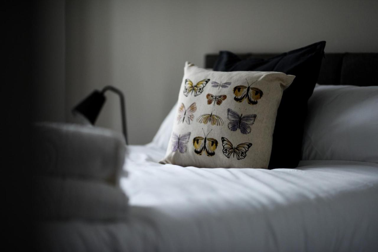 Onpoint Apartments - Spacious 2 Bedroom Apt - City Centre With Balcony Manchester Luaran gambar